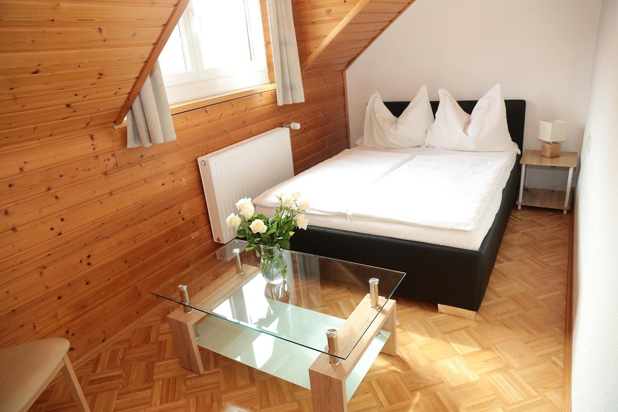 Gaestehaus Elisabeth By Keuschengut Oberaichwald  Room photo